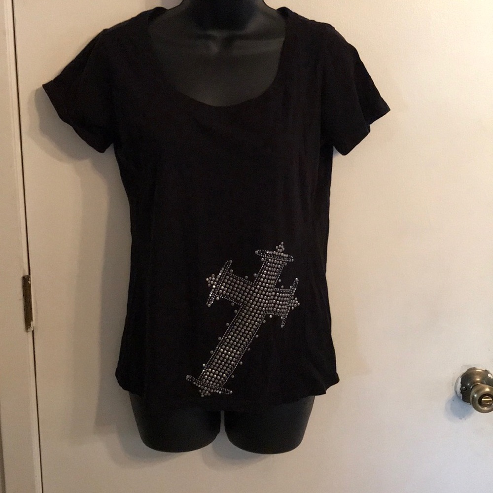Cross sequence black top